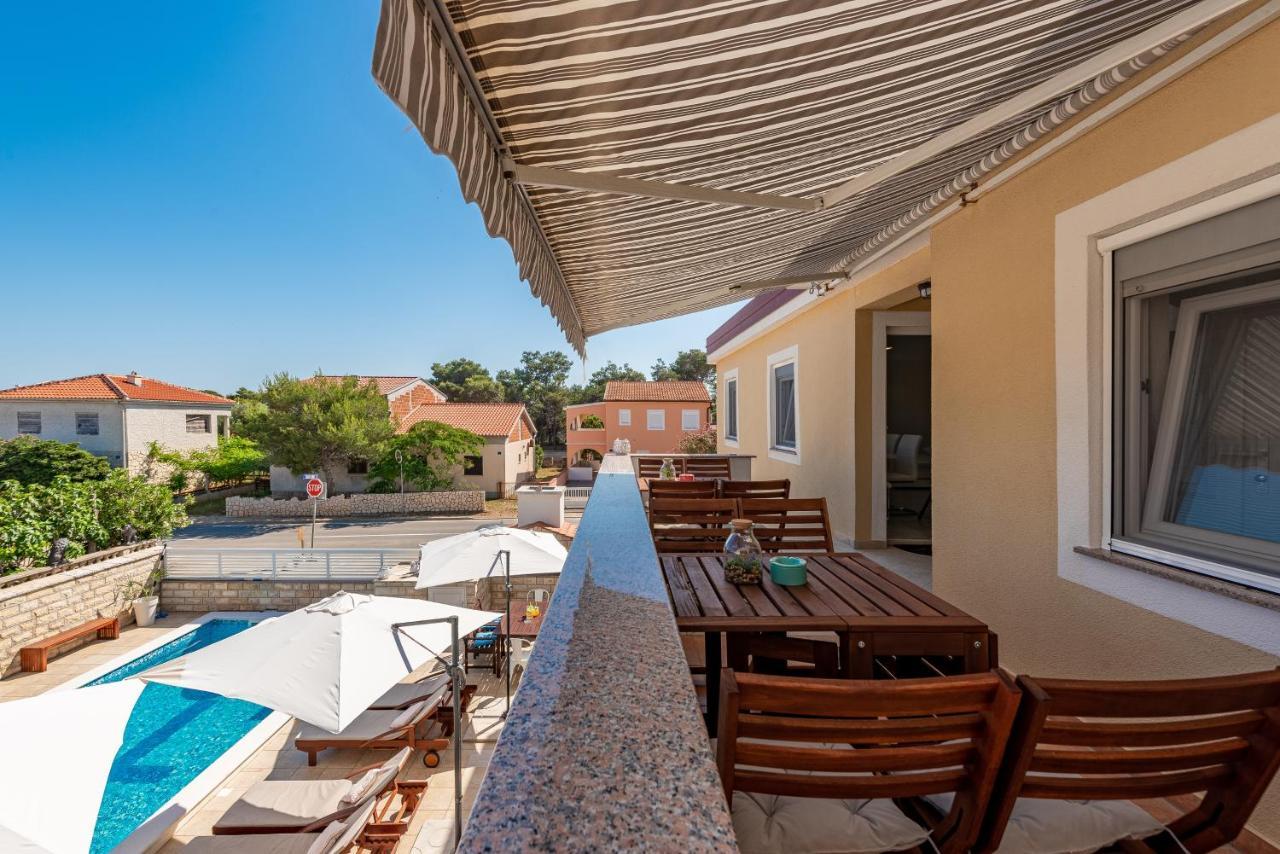Villa Karmen - Poolhouse Vir Luaran gambar